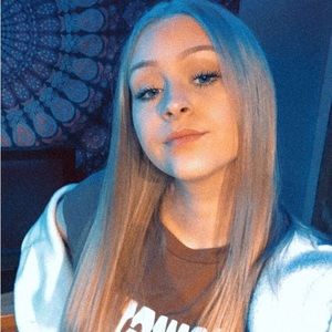 Meet your Posher, Sabrina